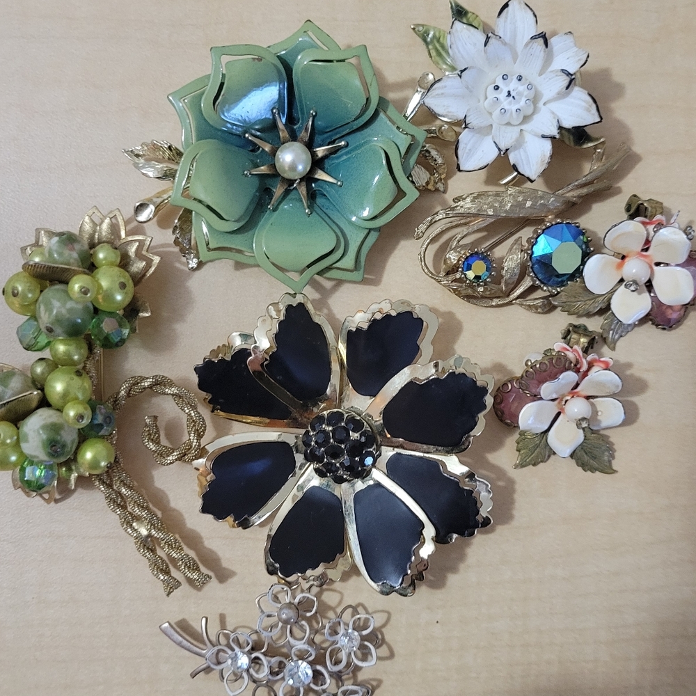 Vintage enamel flower brooch lot with designer earrings. Blue ab rhinestone